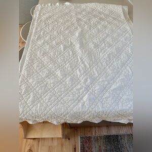 Pottery Barn Kids White Quilted Bedding